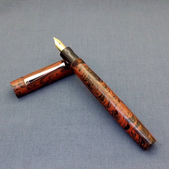 KIM ACR Regular Flat Handmade Ebonite Fountain Pen - Rose Brown/Black Rippled