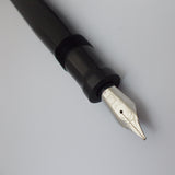 KIM ACR Jumbo Cigar Handmade Ebonite Fountain Pen with Kanwrite Nib - Green/Black Rippled