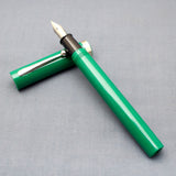 Vintage Sheaffer No Nonsense Fountain Pen (Made in USA) - Green