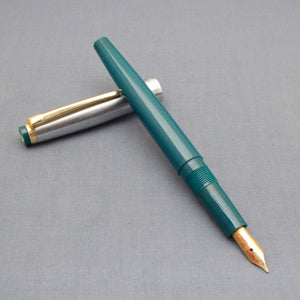 Vintage Blackbird Graduate Fountain Pen (NOS) - Made in India - Teal Color