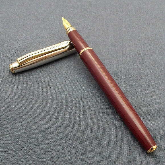 V’Sign Stride Maroon Fountain Pen with with 3-in-1 Filling System